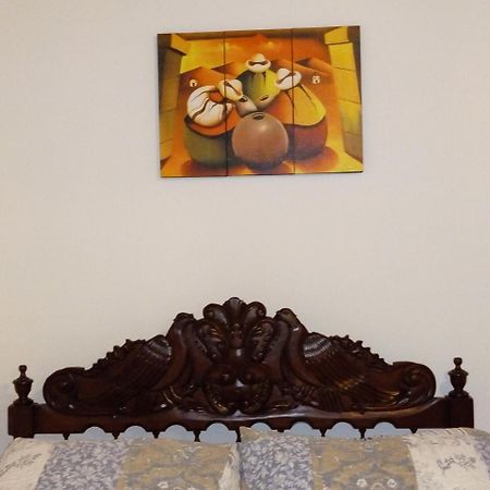 Nydia'S Trujillo City Hostel Екстериор снимка
