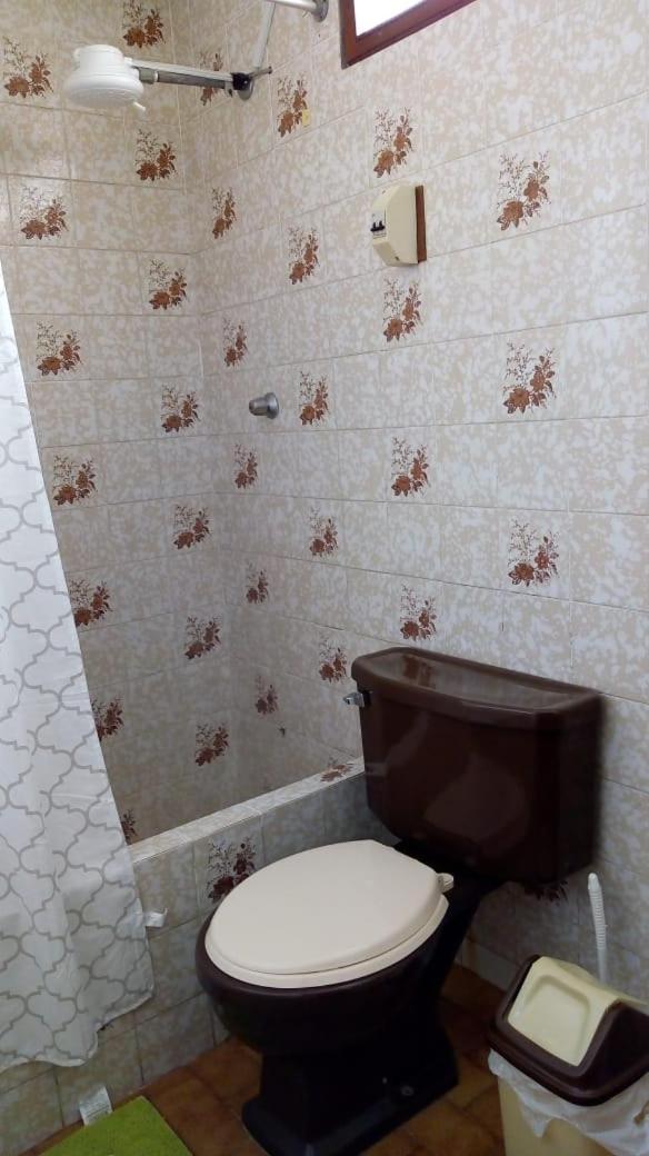 Nydia'S Trujillo City Hostel Екстериор снимка